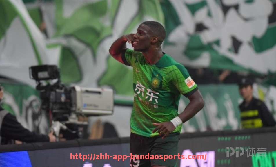 半岛体育app-法甲顶级球员实力对比及职业成就分析